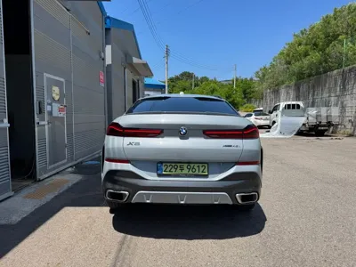 BMW X6 2024, 30000 км, за 111850000 KRW