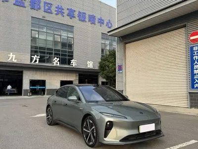 Nio ET5 2022, 65000 км, за 109800 CNY