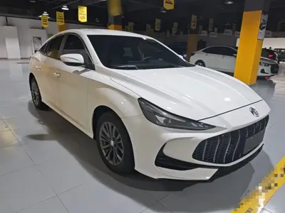 MG MG5 2025, 10400 км, за 56500 CNY