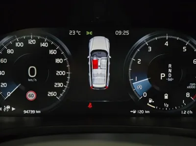 Volvo V60 2021, 94625 км, за 26000000 KRW - фото 9