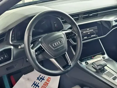 Audi A6L 2023, 51400 км, за 239899 CNY - фото 8