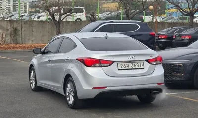 Hyundai Avante 2015, 68035 км, за 7900000 KRW - фото 5