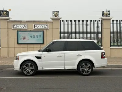 Land Rover Sport 2013, 160000 км, за 102800 CNY