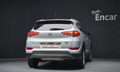 Hyundai Tucson 2016, 114030 км, за 11400000 KRW