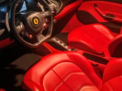 Ferrari 488 2017, 30000 км, за 1598800 CNY