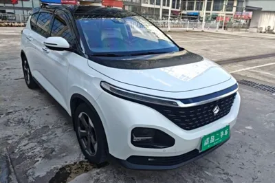 Baojun RM-5 2019, 109700 км, за 50121.43 CNY