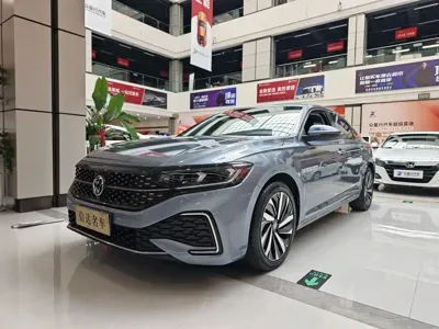 Volkswagen Passat · 2021 год