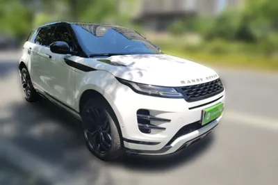 Land Rover Range Rover Evoque 2020, 60500 км, за 121029.2 CNY