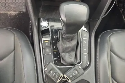 Volkswagen Tiguan L 2019, 118200 км, за 88482.37 CNY