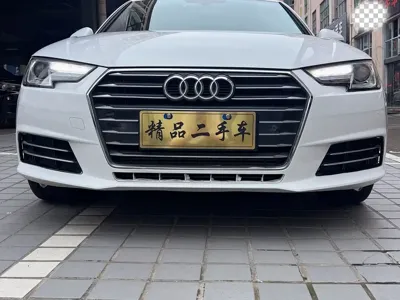 Audi A4L 2018, 78000 км, за 82800 CNY