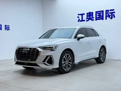 Audi Q3 · 2021 год