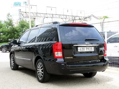 Kia Canival 2011, 118800 км, за 5500000 KRW - фото 3