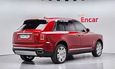 Rolls-Royce Cullinan 2023, 27809 км, за 385000000 KRW