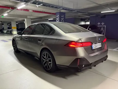 BMW 5-Series 2025, 7800 км, за 61340000 KRW - фото 8