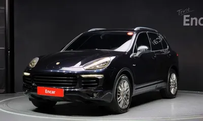 Porsche Cayenne · 2016 год