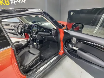 MINI Cooper 2019, 118964 км, за 11900000 KRW - фото 9