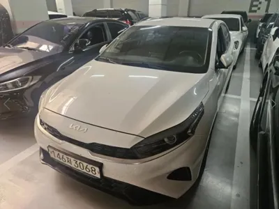 Kia K3 · 2022 год