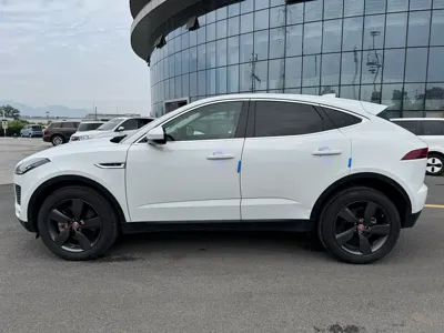 Jaguar E-Pace 2021, 65000 км, за 96800 CNY - фото 26