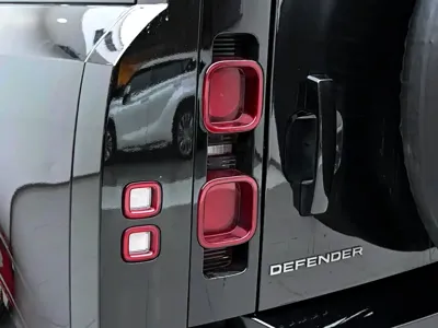 Land Rover Defender 2024, 52000 км, за 609000 CNY - фото 39