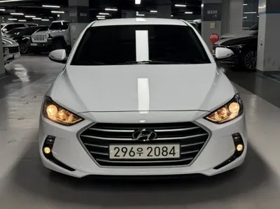 Hyundai Avante · 2018 год