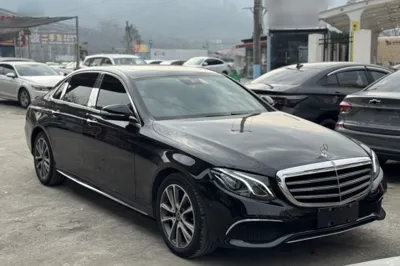 Mercedes-Benz E-Class 2017, 138600 км, за 144293.7 CNY