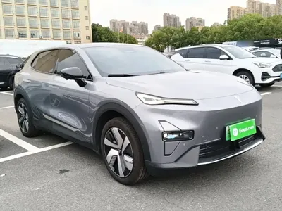 Deepal Deepal S05 2025, 3900 км, за 108200 CNY