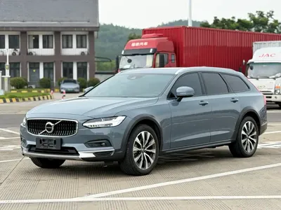 Volvo V90 · 2021 год