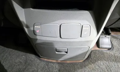Kia Canival 2016, 134642 км, за 9900000 KRW - фото 18