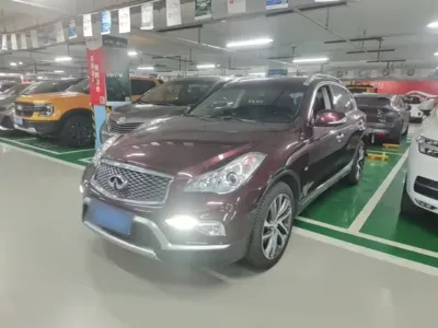 Infiniti QX50 · 2015 год