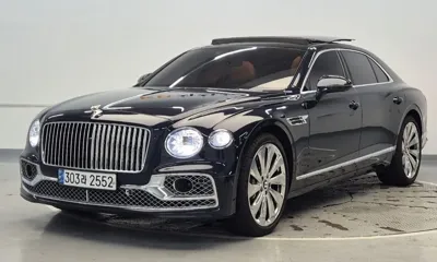 Bentley Flying Spur · 2022 год