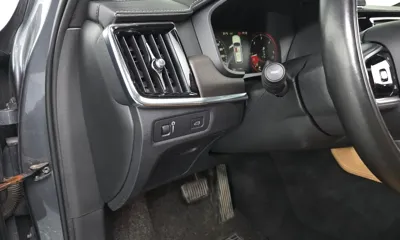 Volvo V90 2018, 355778 км, за 15900000 KRW - фото 13