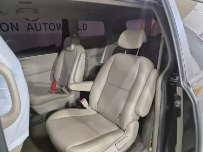 Kia Canival 2016, 150000 км, за 7900000 KRW - фото 10