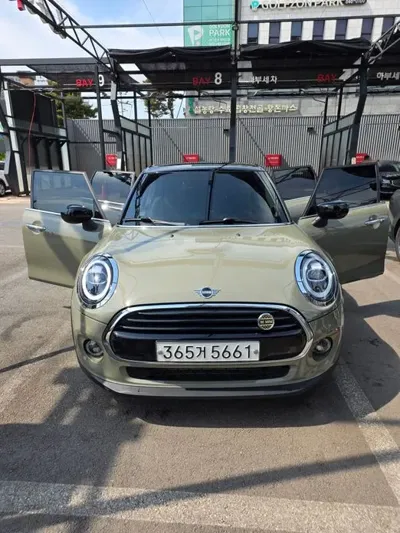 MINI Cooper · 2020 год