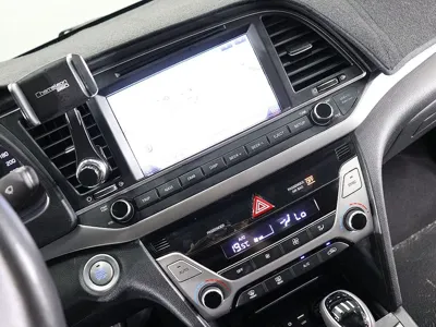 Hyundai Avante 2016, 100209 км, за 9700000 KRW - фото 8
