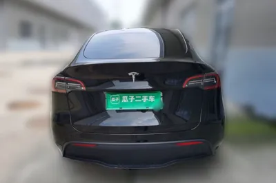 Tesla Model Y 2022, 111800 км, за 172709.21 CNY - фото 3