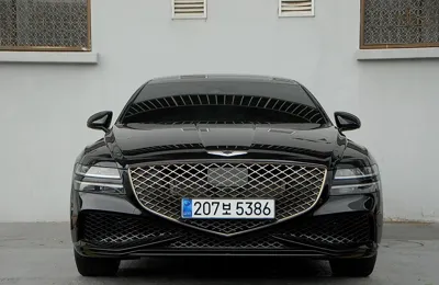 Genesis G80 · 2023 год