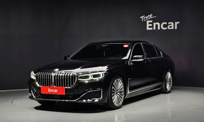 BMW 7-Series · 2021 год