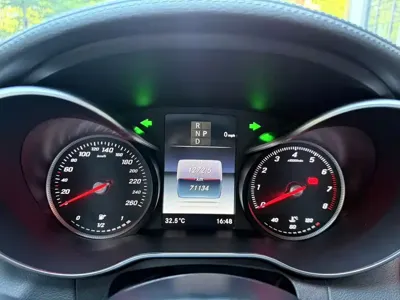 Mercedes-Benz C-Class (Import) 2018, 70000 км, за 96800 CNY - фото 11