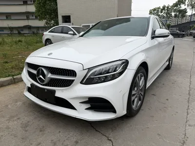 Mercedes-Benz C-Class 2019, 107700 км, за 111471.41 CNY - фото 1