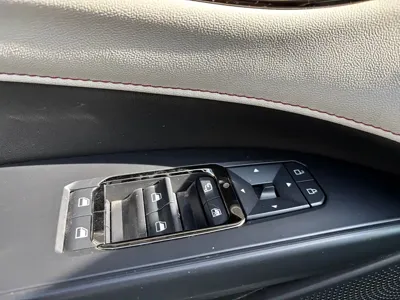 Ford Mondeo 2023, 51000 км, за 98000 CNY - фото 19