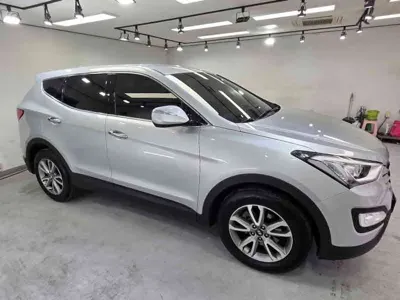 Hyundai Santafe 2013, 135498 км, за 8980000 KRW
