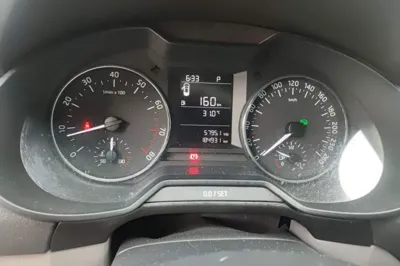 Skoda Octavia 2015, 184899 км, за 25071.4 CNY - фото 12