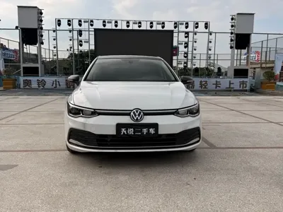 Volkswagen Golf 2020, 110000 км, за 66800 CNY - фото 2