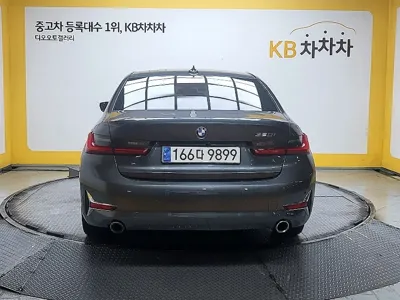 BMW 3-Series 2020, 86637 км, за 25500000 KRW