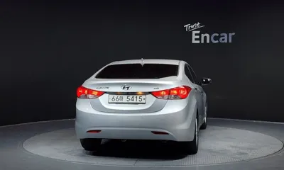 Hyundai Avante 2014, 111508 км, за 5000000 KRW