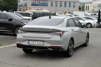 Hyundai Avante 2023, 55001 км, за 19900000 KRW