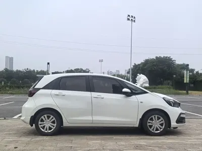 Honda Fit 2021, 60000 км, за 43800 CNY - фото 8