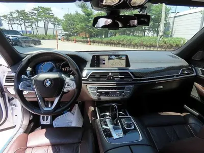 BMW 7-Series 2018, 97404 км, за 32990000 KRW - фото 7