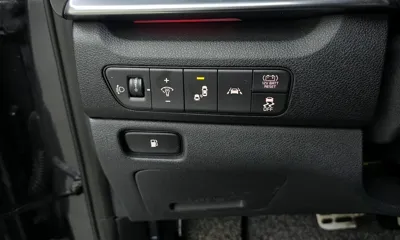 Kia Niro 2020, 53335 км, за 21000000 KRW - фото 16