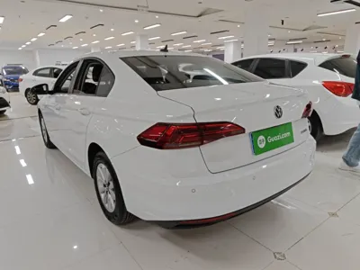 Volkswagen Bora 2021, 49200 км, за 62425.75 CNY